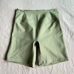 Oner Active Timeless Shorts Sage Medium